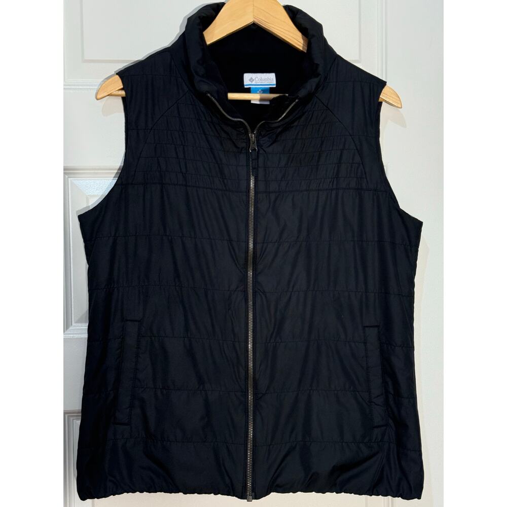 Columbia Black Light Weight Puffer Vest with Fleece Lining, Women's Size L